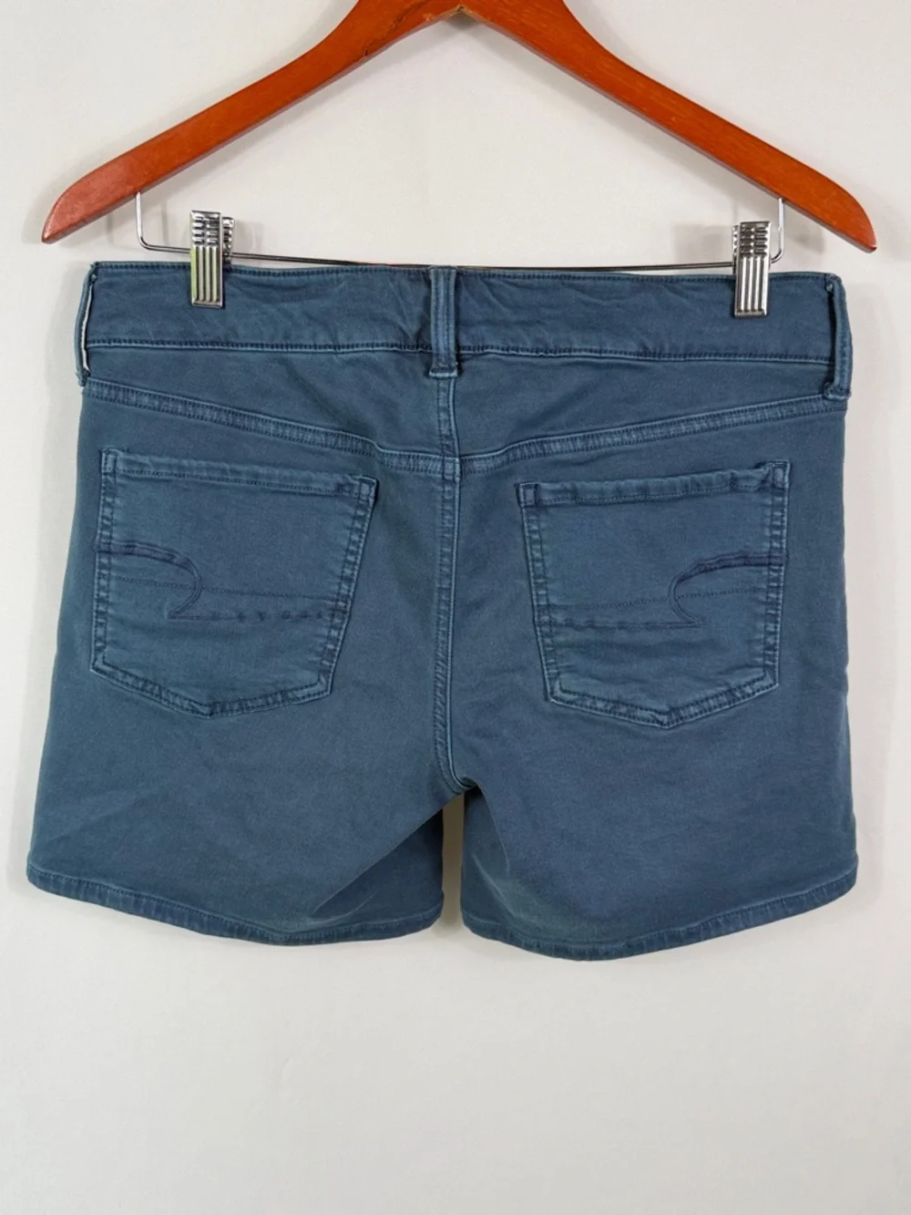 American Eagle AEO Twill, Teal Super Stretch Shorts. Womens Size 10. Comfy